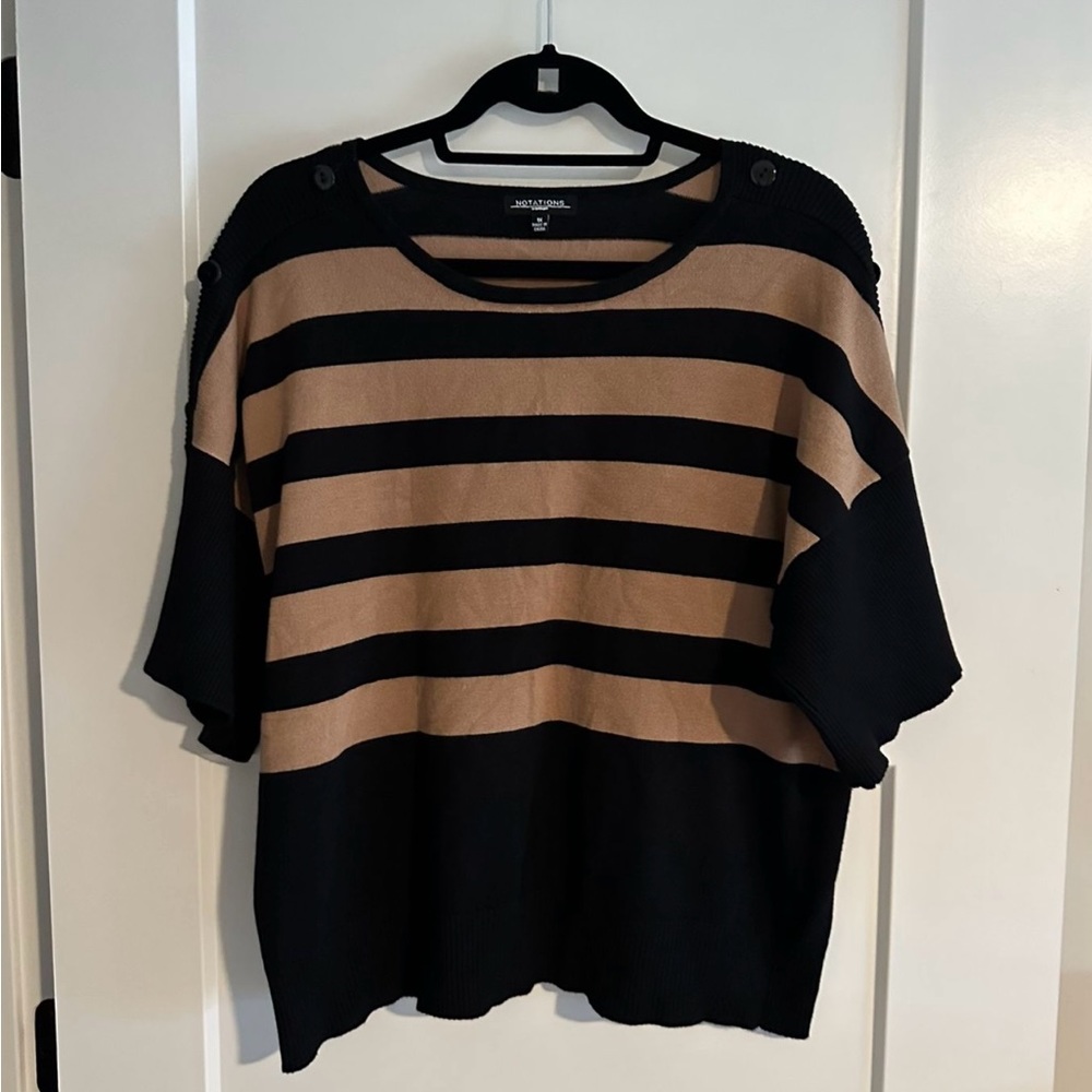 1X Brown and Black Elbow Sleeve Sweater